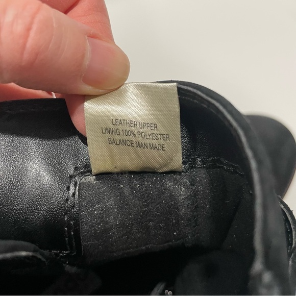 Blondo Black Waterproof Nubuck Leather Boots Womens Ankle Bootie Buckle Sz 8.5 M - Picture 10 of 10